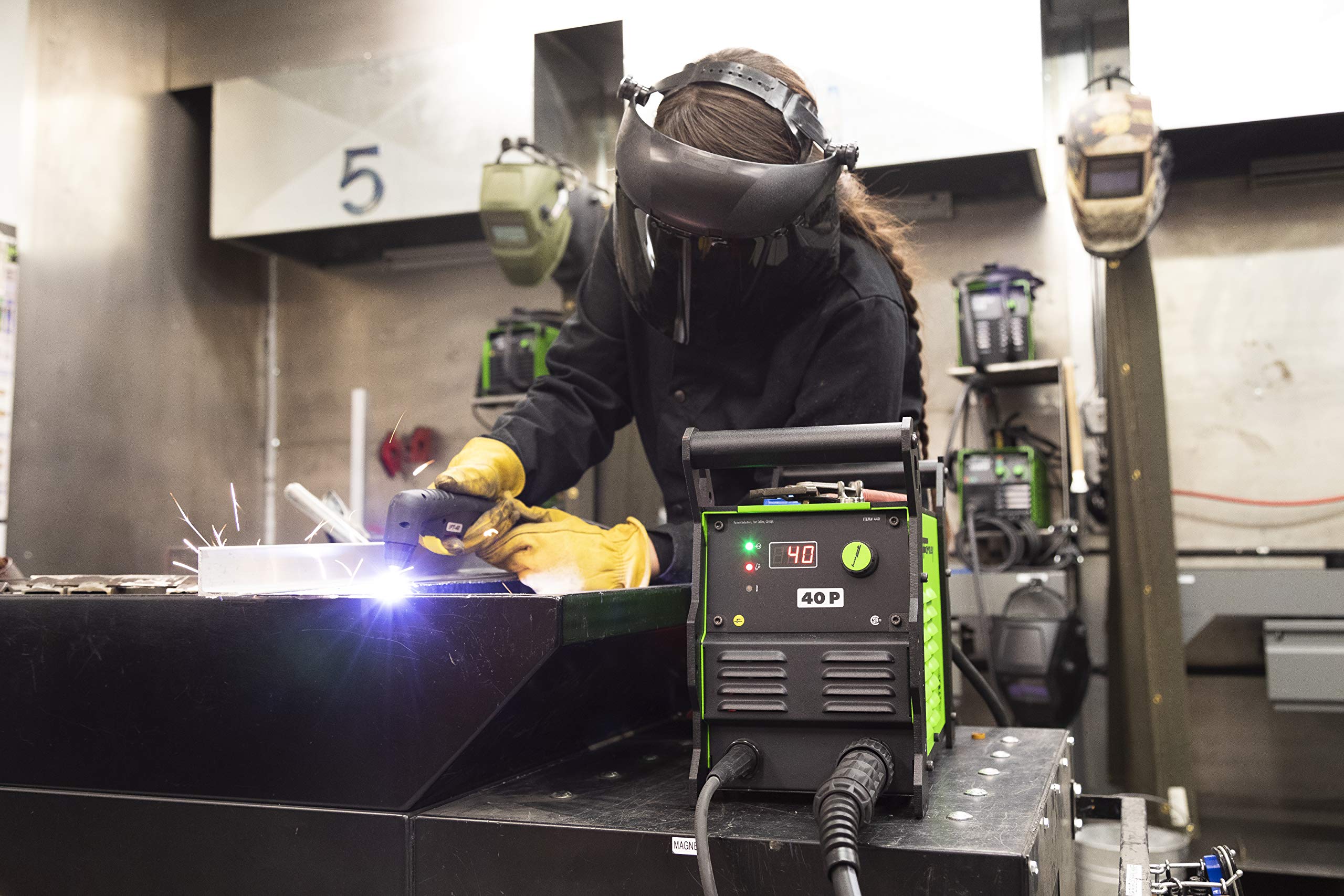 Forney 40 P 440 Dual-Voltage Plasma Cutter, 120V/ 230V Input Power - Image 6